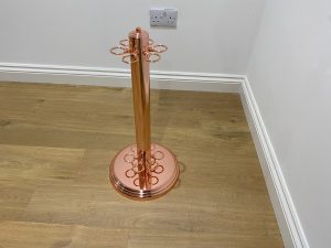 ROSE GOLD cue stand rack, holds 6 cues, sturdy weighted base