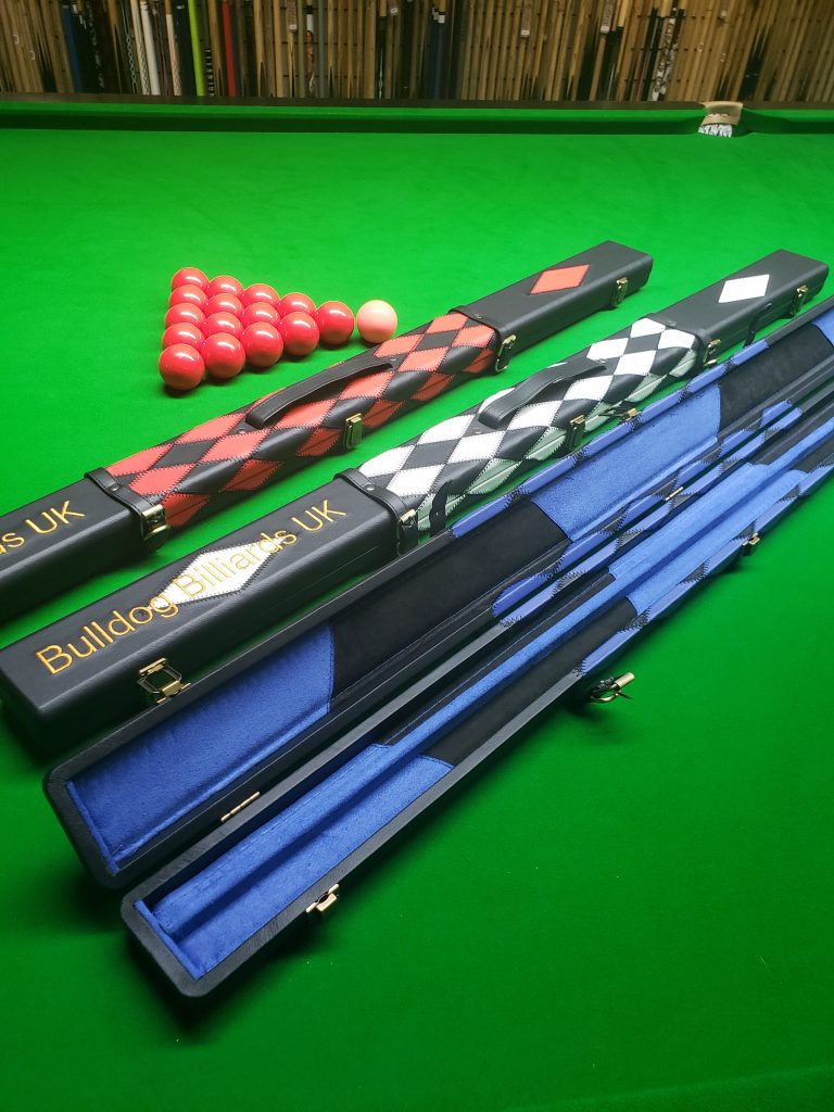 BULLDOG BILLIARDS UK 3/4 LUXURY diamonds tournament style cue case for cue and extensions RED