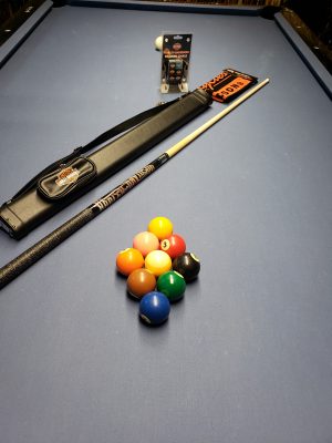 Harley Davidson Pro Traditional 2 piece centre jointed cue set with hard tube case, chalks and towel