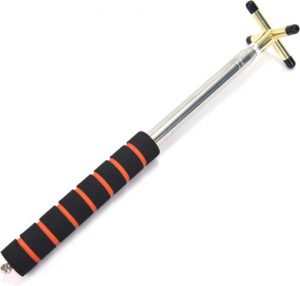 Telescopic rest stick with foam handle, fits neatly in case. 35cm closed, 150cm extended